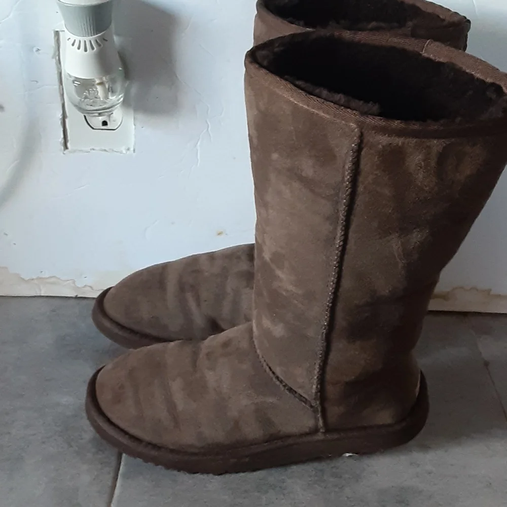 UGG boots size 6 women - Picture 2 of 5